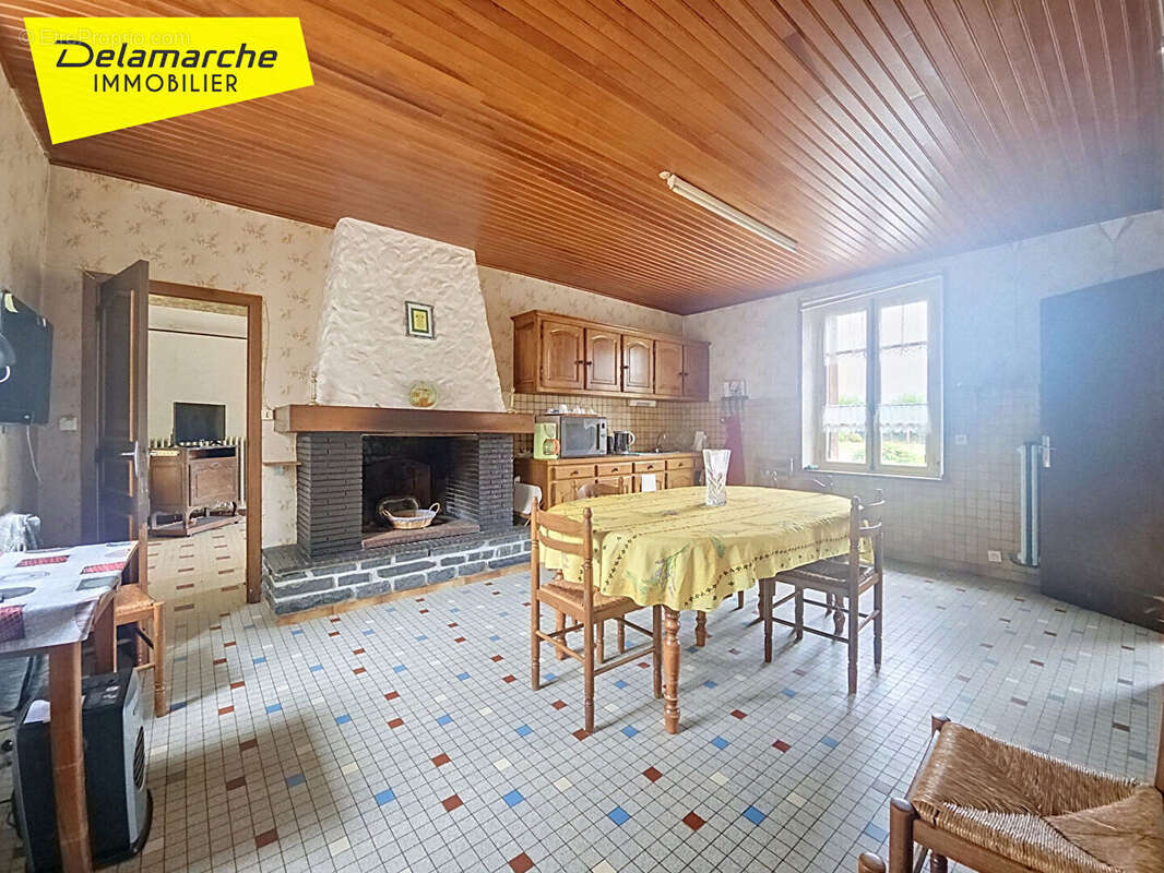 A vendre maison avec dépendance Bricqueville Sur Mer 6 pièces - photo 3