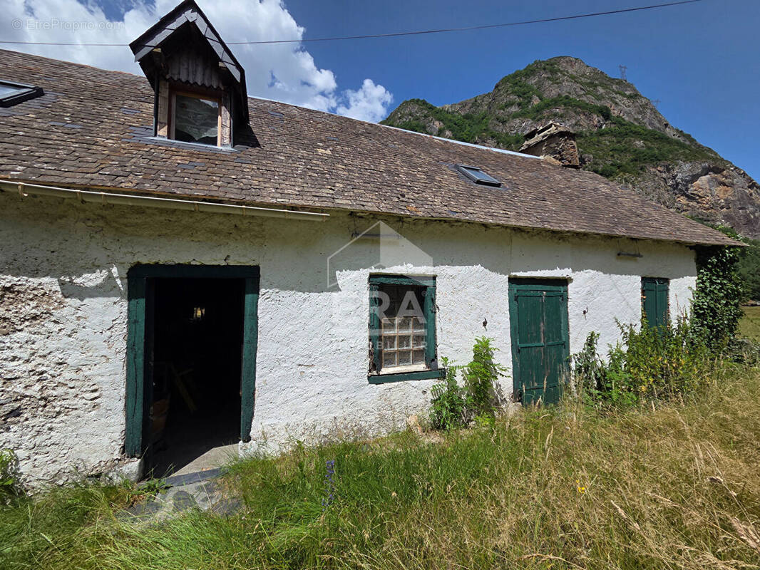 Maison à GEDRE