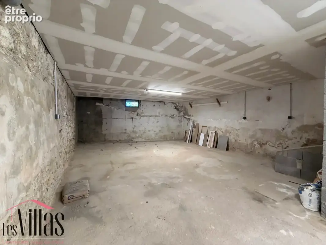Ancienne vigneronne rénovée au bord du Canal du Midi avec grand garage - photo 12