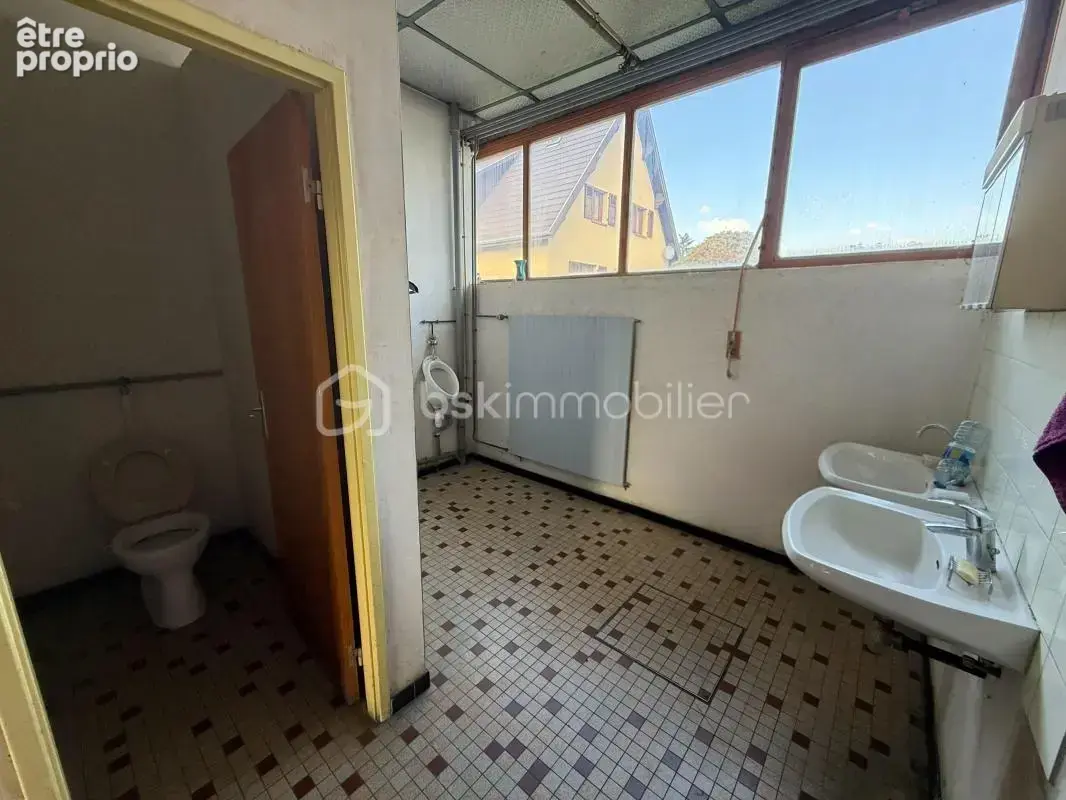 Local commercial de 610 m² à Bergholtz - 23,54ares terrain constructible - photo 6