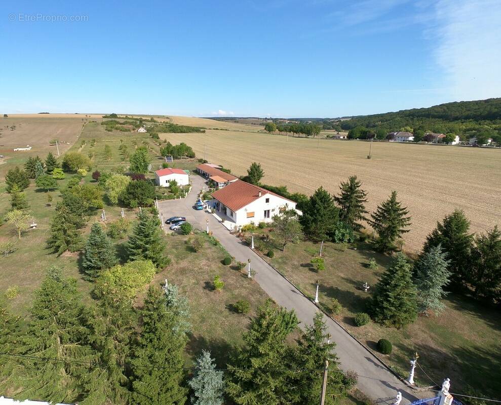 Maison à CHAMPENOUX