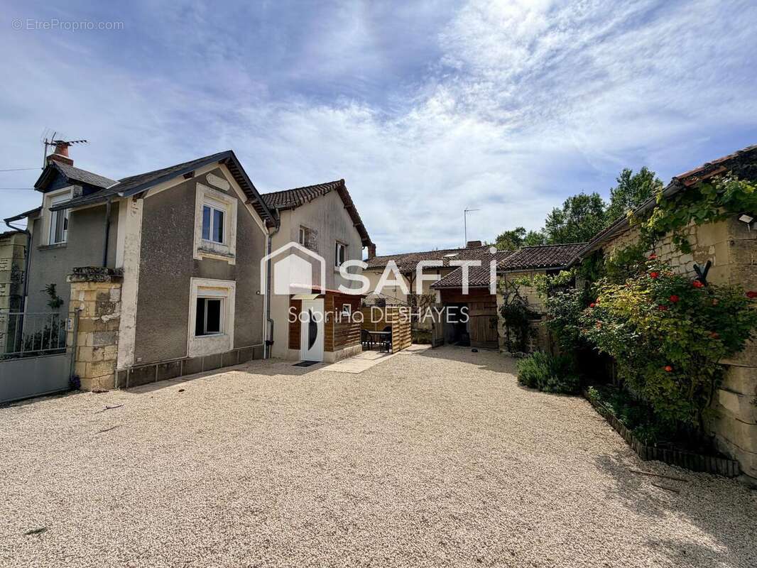 Maison 90 m² à Loudun  - photo 2