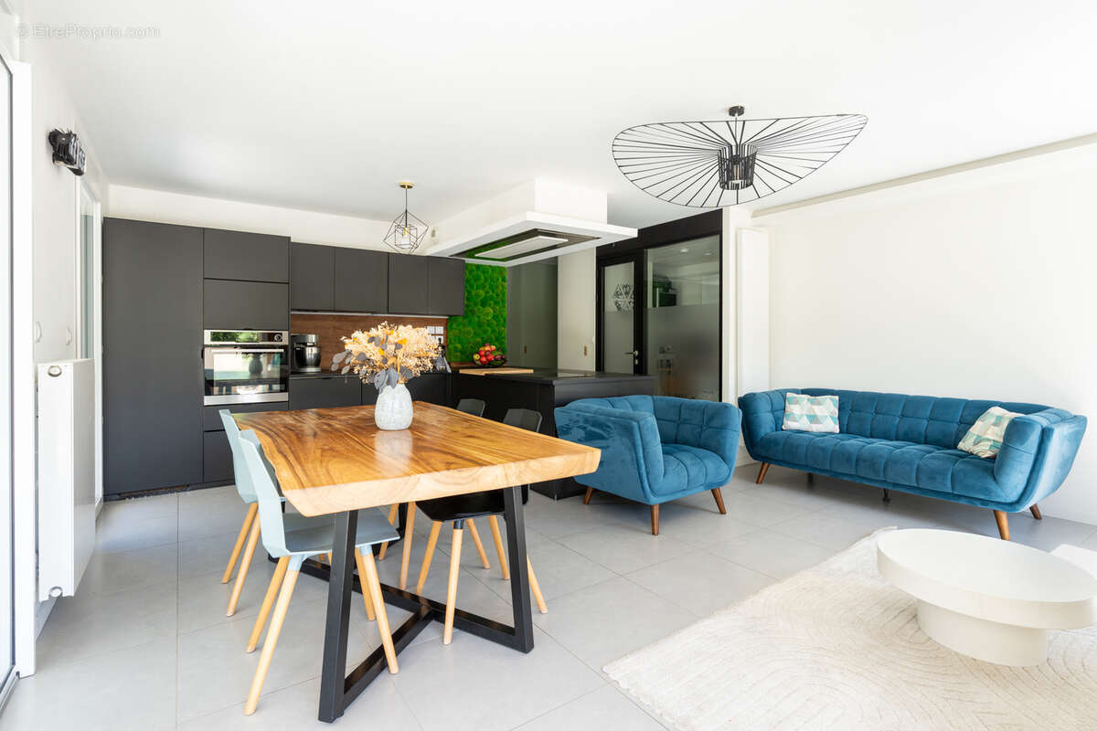 Appartement à QUINTAL