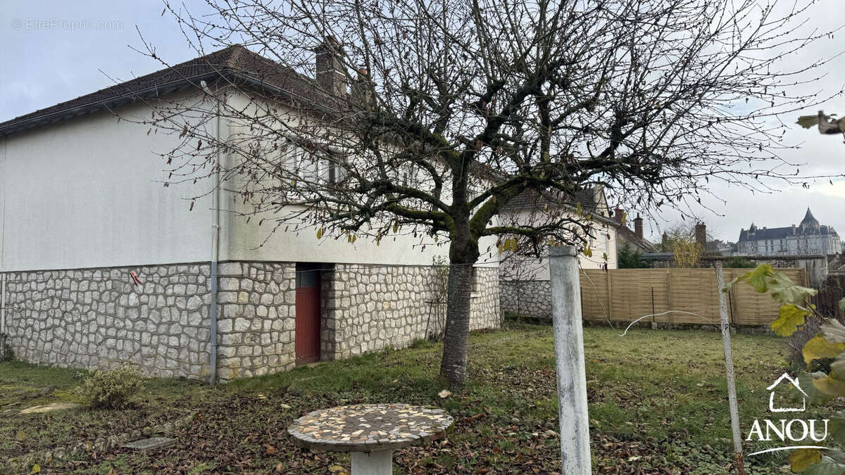 Maison à CHATEAUDUN