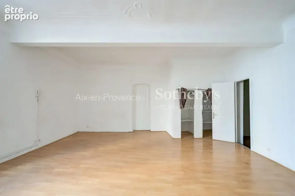 Aix-en-Provence –  Centre ville - appartement - - photo 4