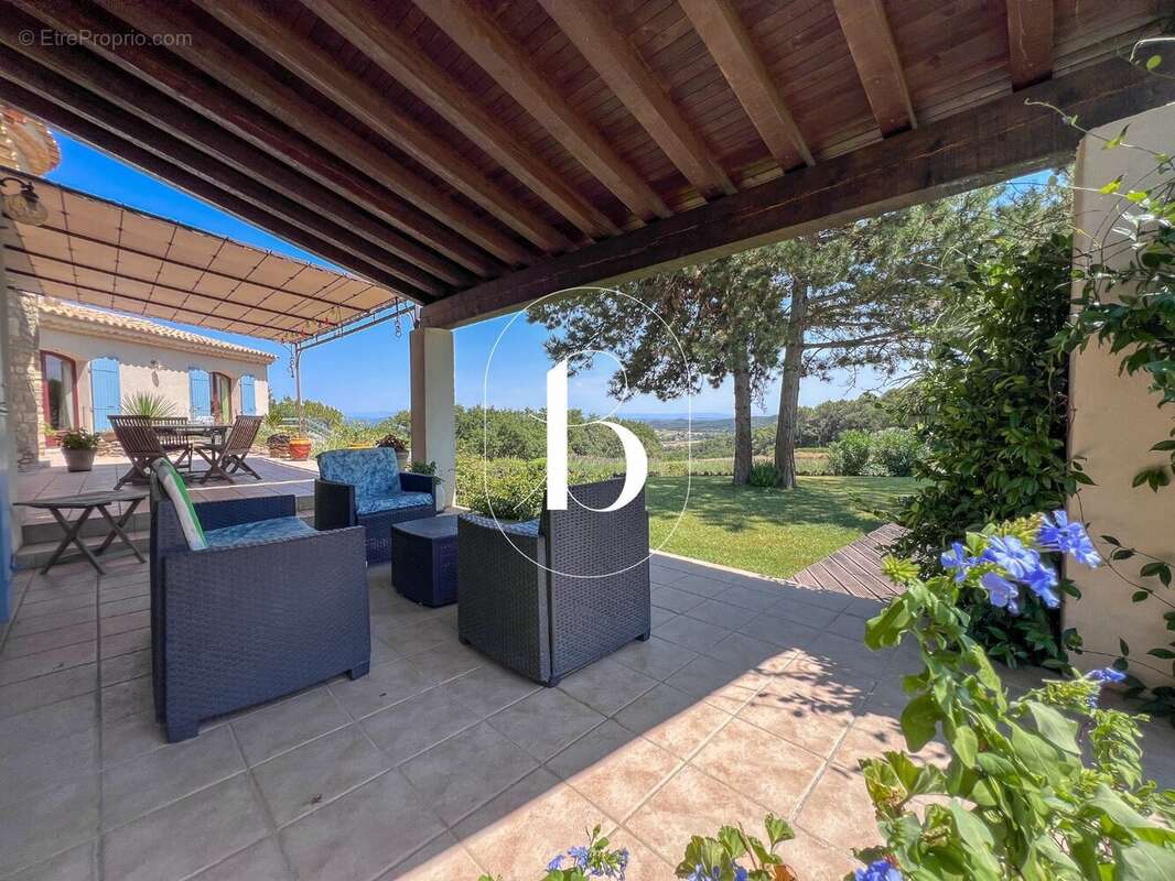 Maison 206 m² à Saint-Alexandre  - photo 5