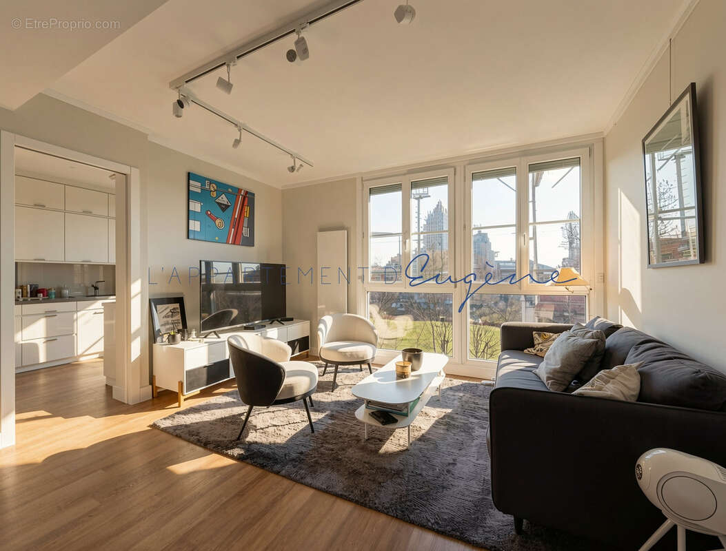 Appartement à PARIS-17E