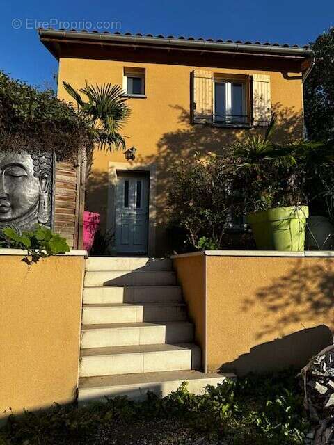 Maison à SAINTE-FOY-LES-LYON