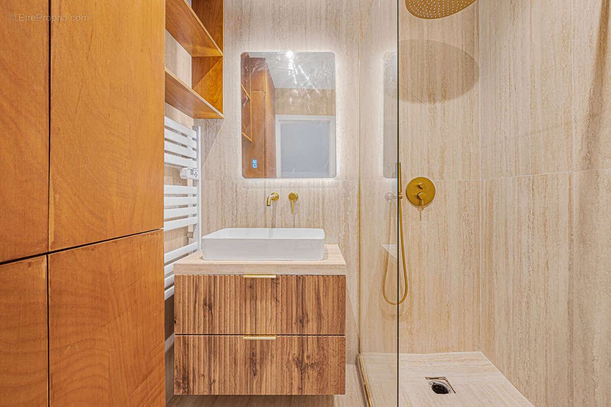 Appartement à BOULOGNE-BILLANCOURT
