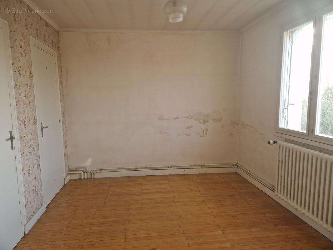 Maison à MORTAGNE-SUR-SEVRE