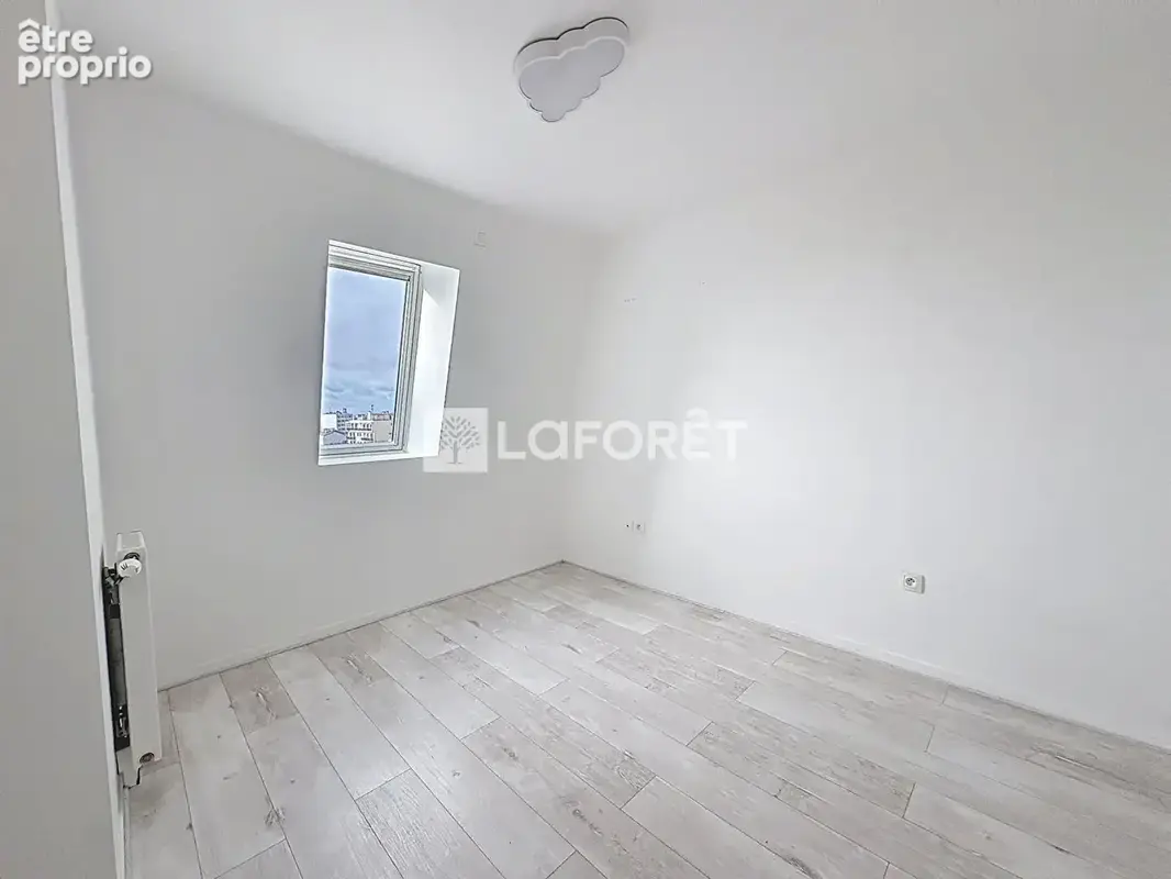 Proche métro avec balcon Appartement 3 pièces dernier étage de 56.25 m2 - photo 8