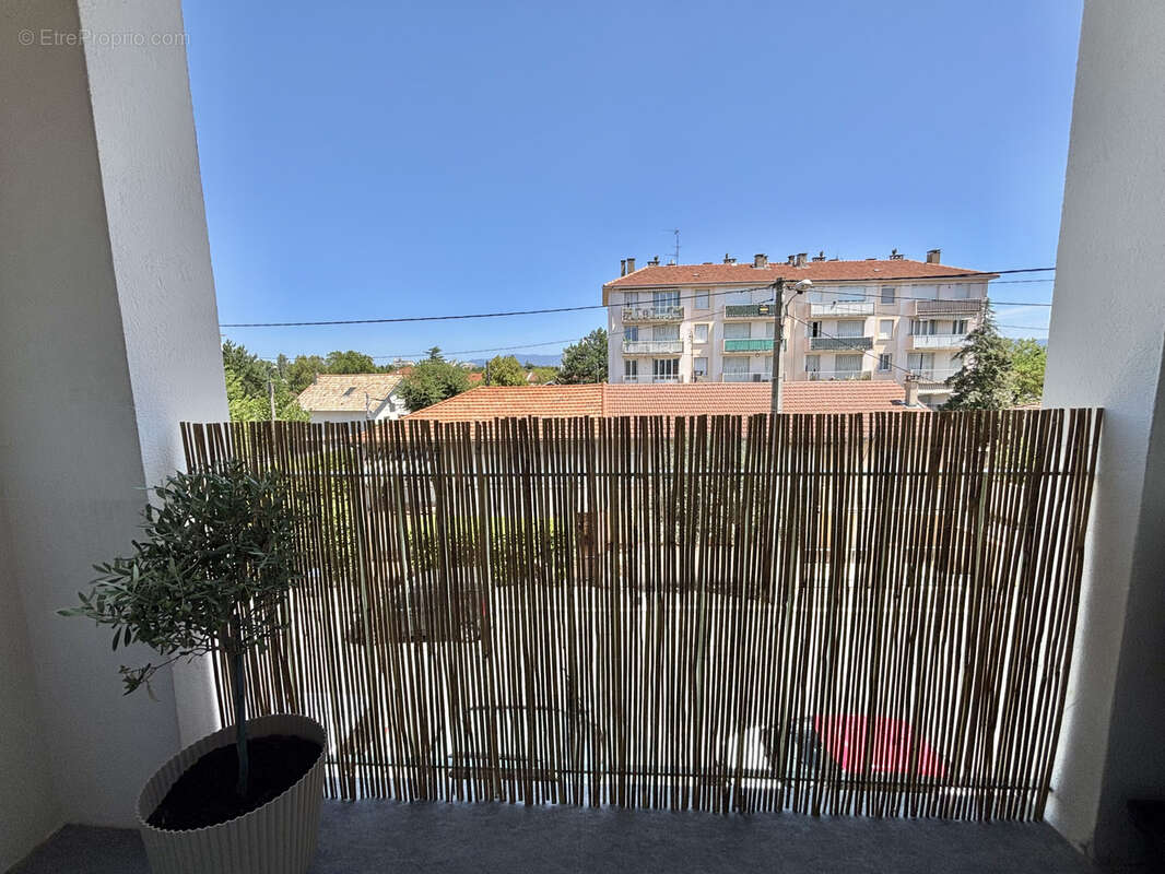 Petit charran   appartement t3 rénové   55 m2   balcon   vue sur crussol - photo 19