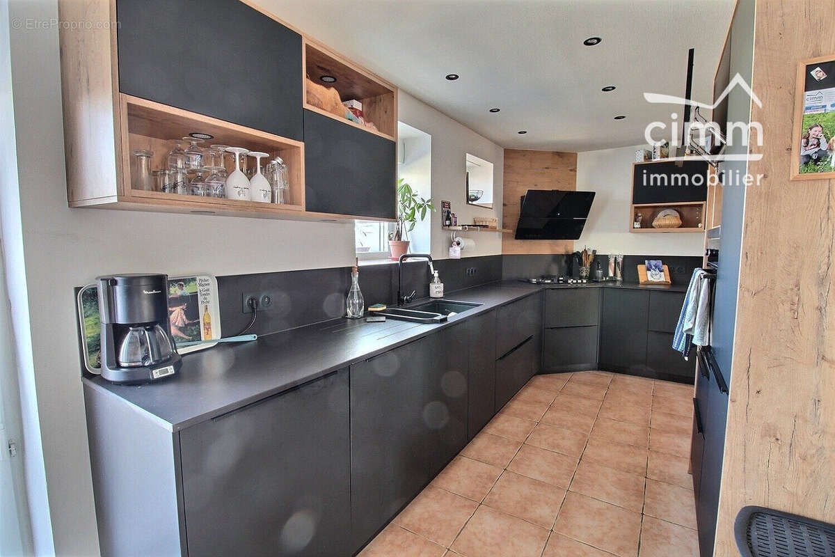 Maison 151 m² à Marcilloles  - photo 3
