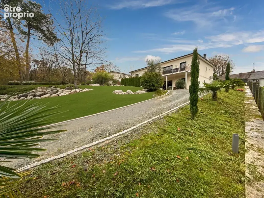  Maison contemporaine d’exception – 2021 – Château-l’Évêque  Prestations haut de gamme – Piscine – Sous-sol complet – Environnem - photo 7