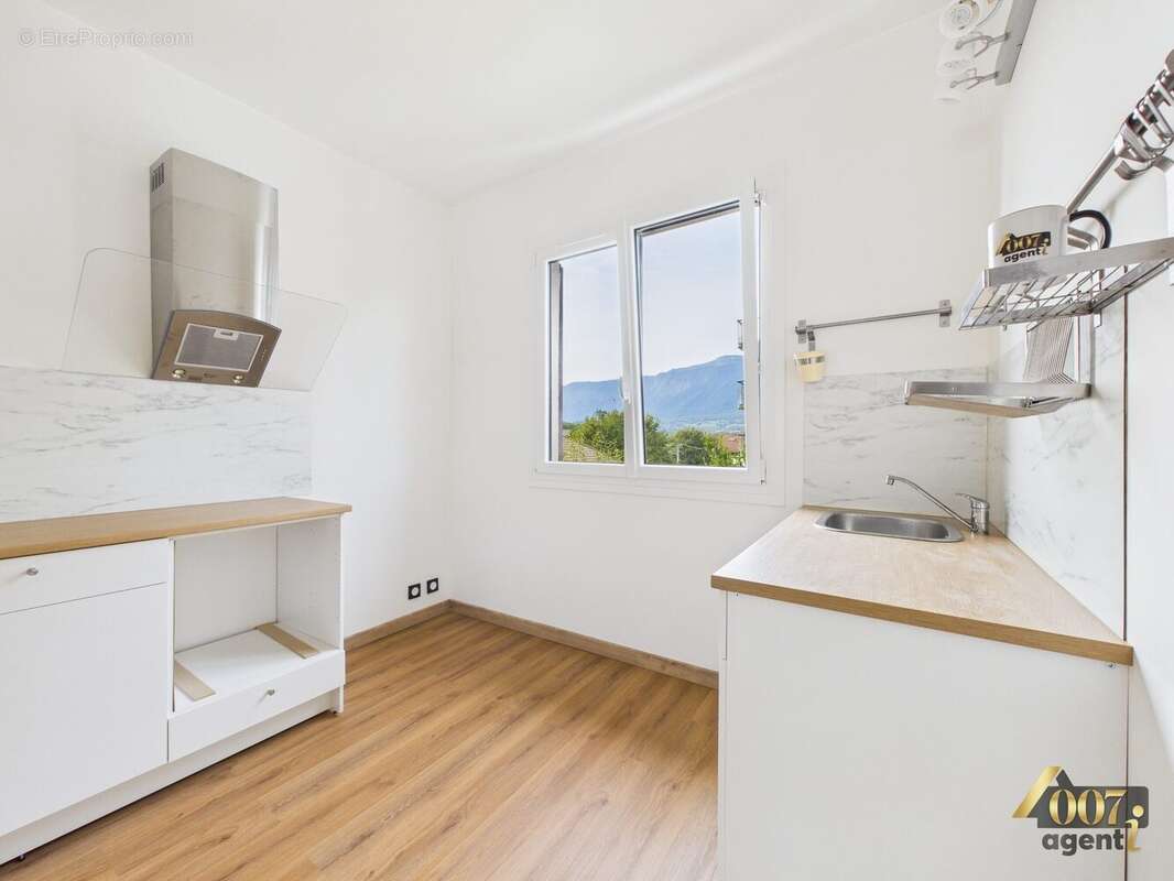 Appartement à VILLARD-BONNOT