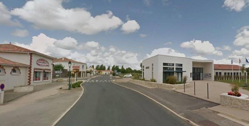 Terrain à LE BERNARD