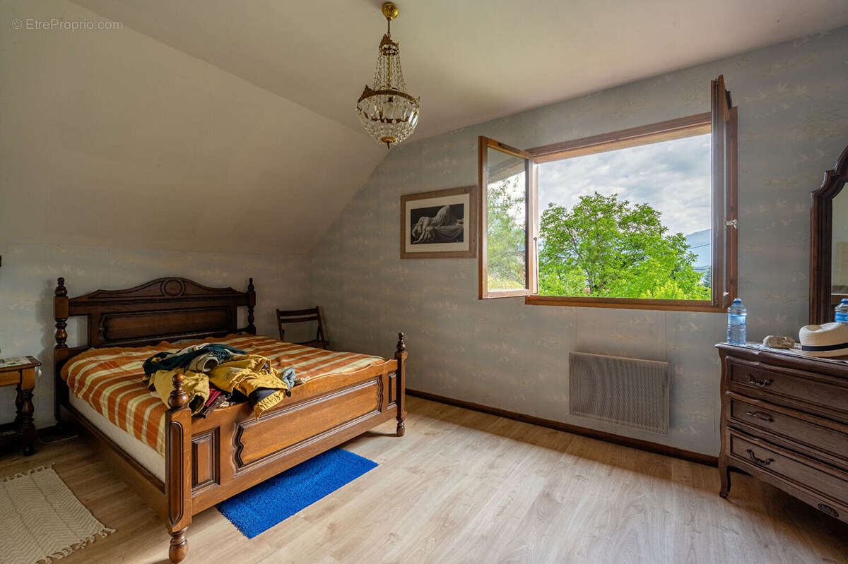 Maison à SAINT-JORIOZ