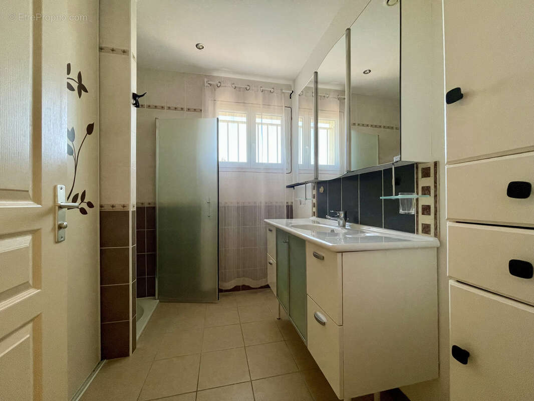 Maison à SALLES-D&#039;AUDE