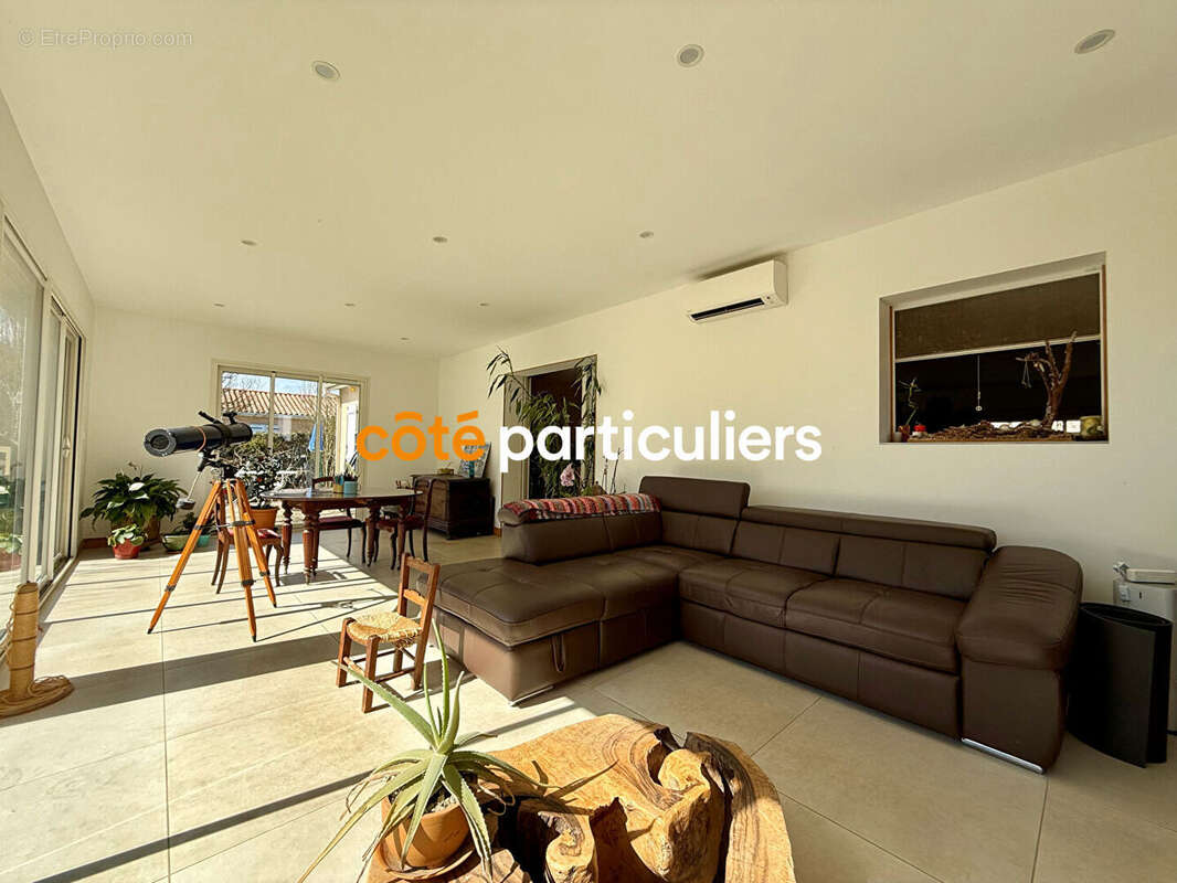 Maison à SAINT-SULPICE