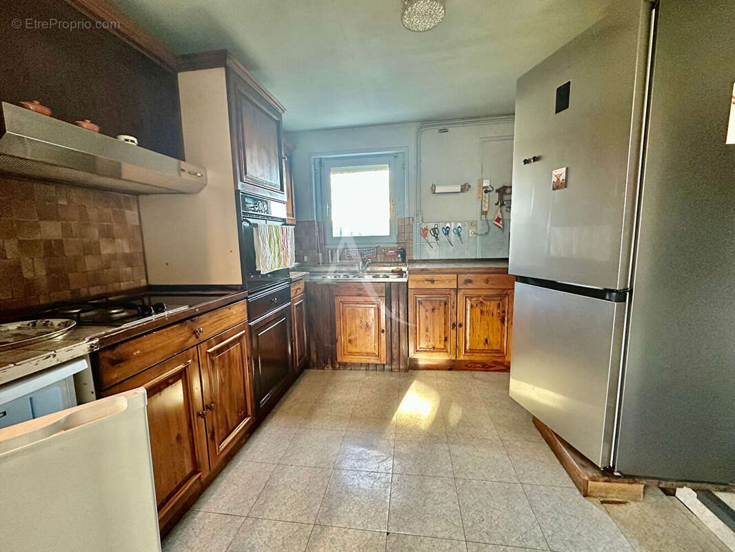 Maison à SAINT-JEAN-DE-BRAYE