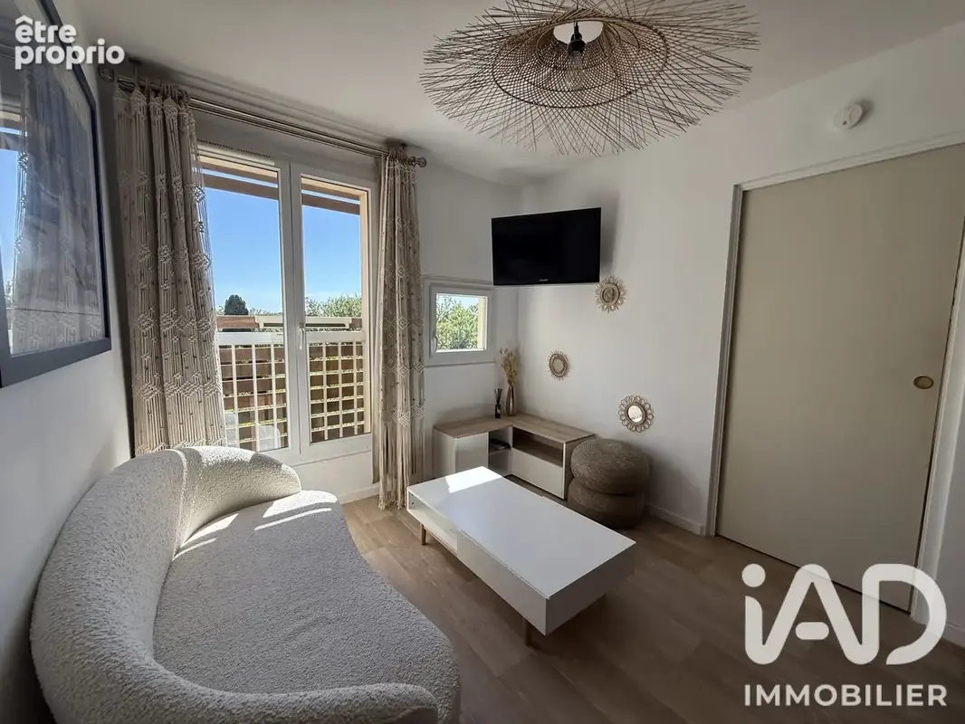 Photo 1 - Appartement à LA LONDE-LES-MAURES