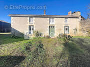 Maison à LA GRIMAUDIERE