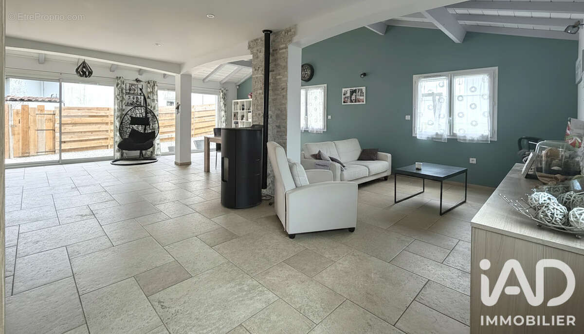 Maison 153 m² à Mouguerre  - photo 4
