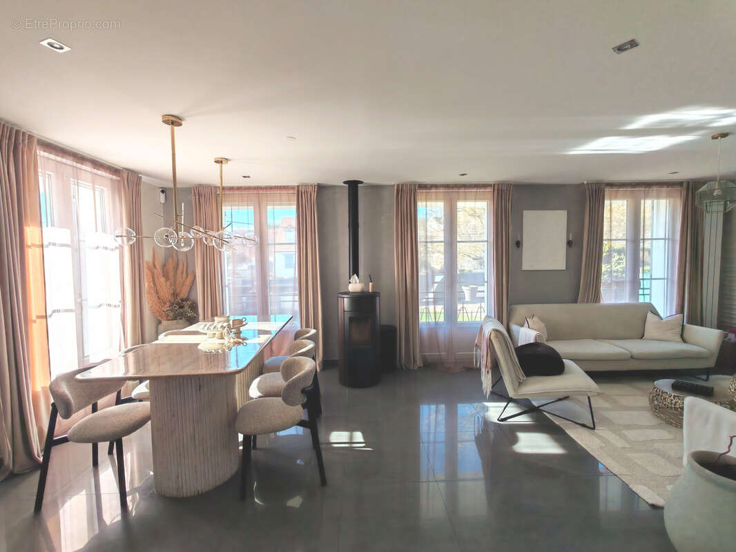 Maison à LAIGNEVILLE