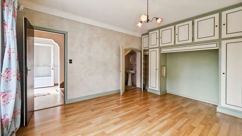 Maison à AUREILHAN