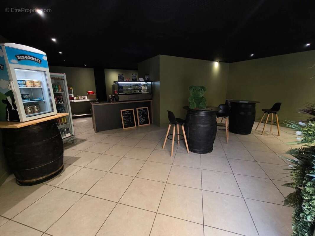 Vente Boutique Lourmarin(84160) 130 000ï¿œ - photo 3