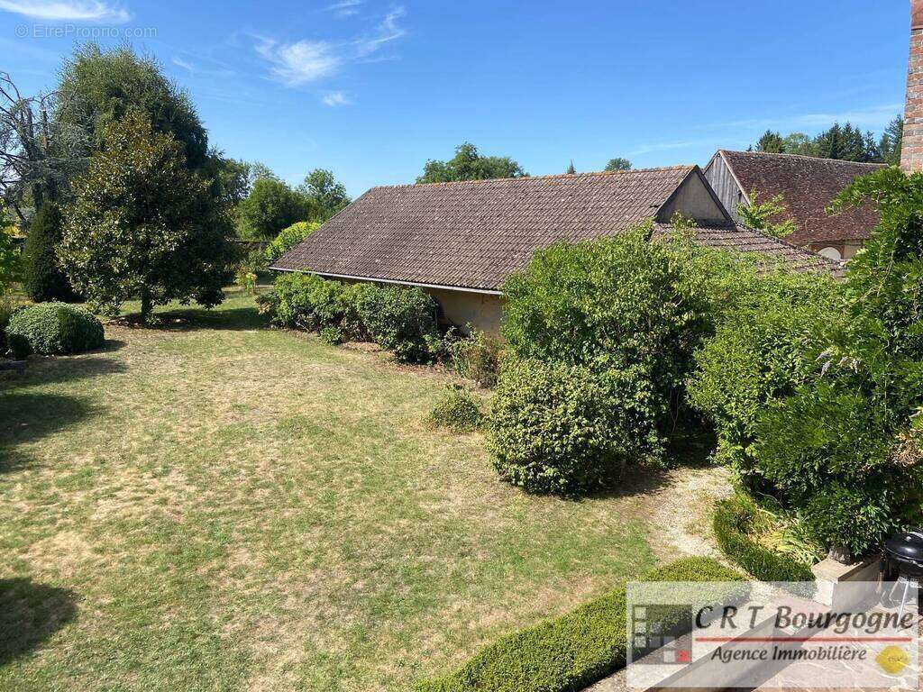 Maison 9 pièces 247.5 m² Toucy - photo 12
