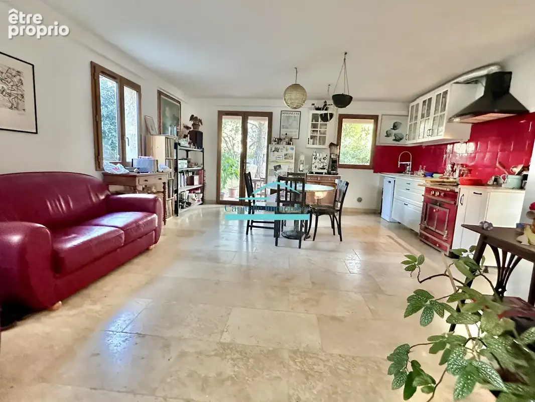 Vic la Gardiole grande villa T6 terrain 465m2 - photo 2