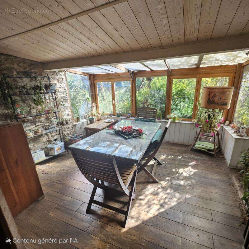 Maison à MAREUIL-SUR-LAY-DISSAIS