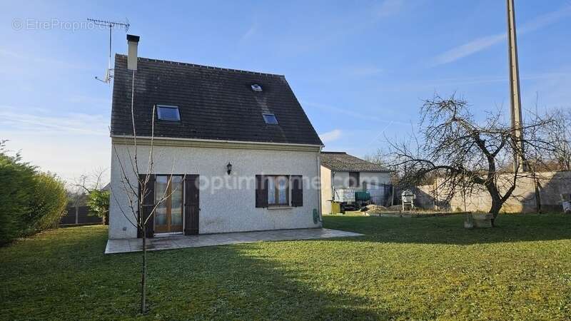 Maison à LONGUEVILLE