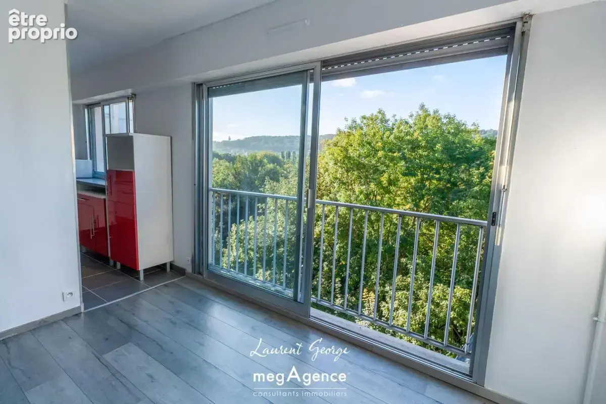 Rouen – t2 46 m² – dernier étage – vue dégagée - photo 2