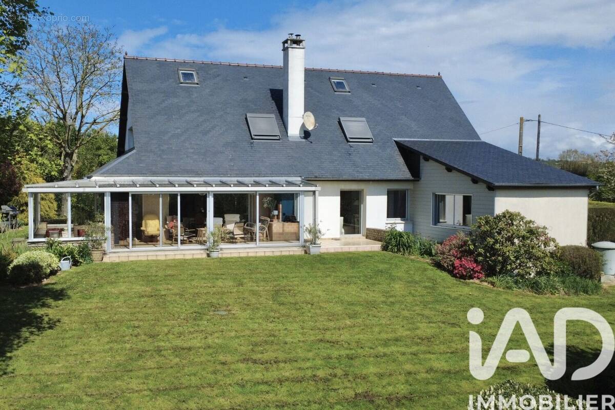 Photo 1 - Maison à CONDE-SUR-VIRE