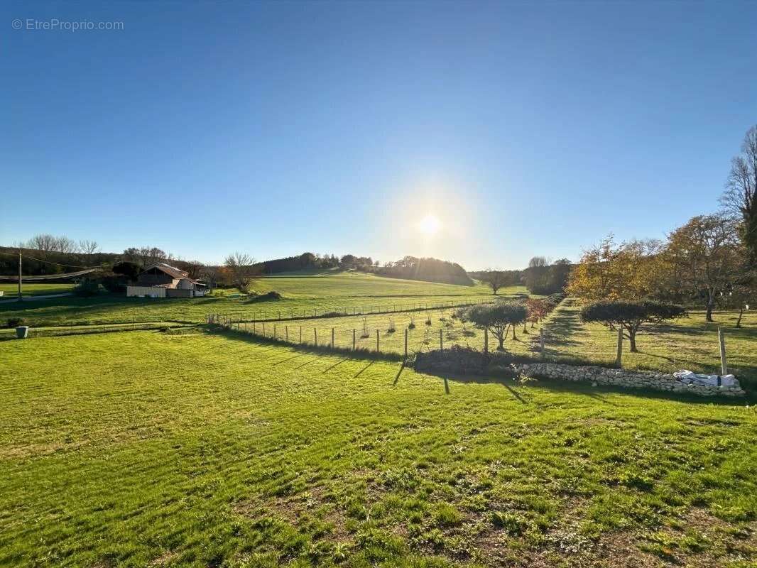 Maison à TOCANE-SAINT-APRE