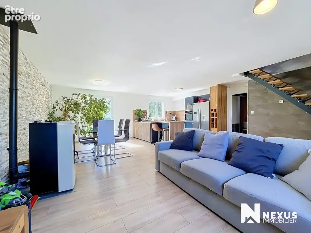 Maison 5 pièces 143 m² à vendre à Tourville-La-Campagne (27370) - photo 3