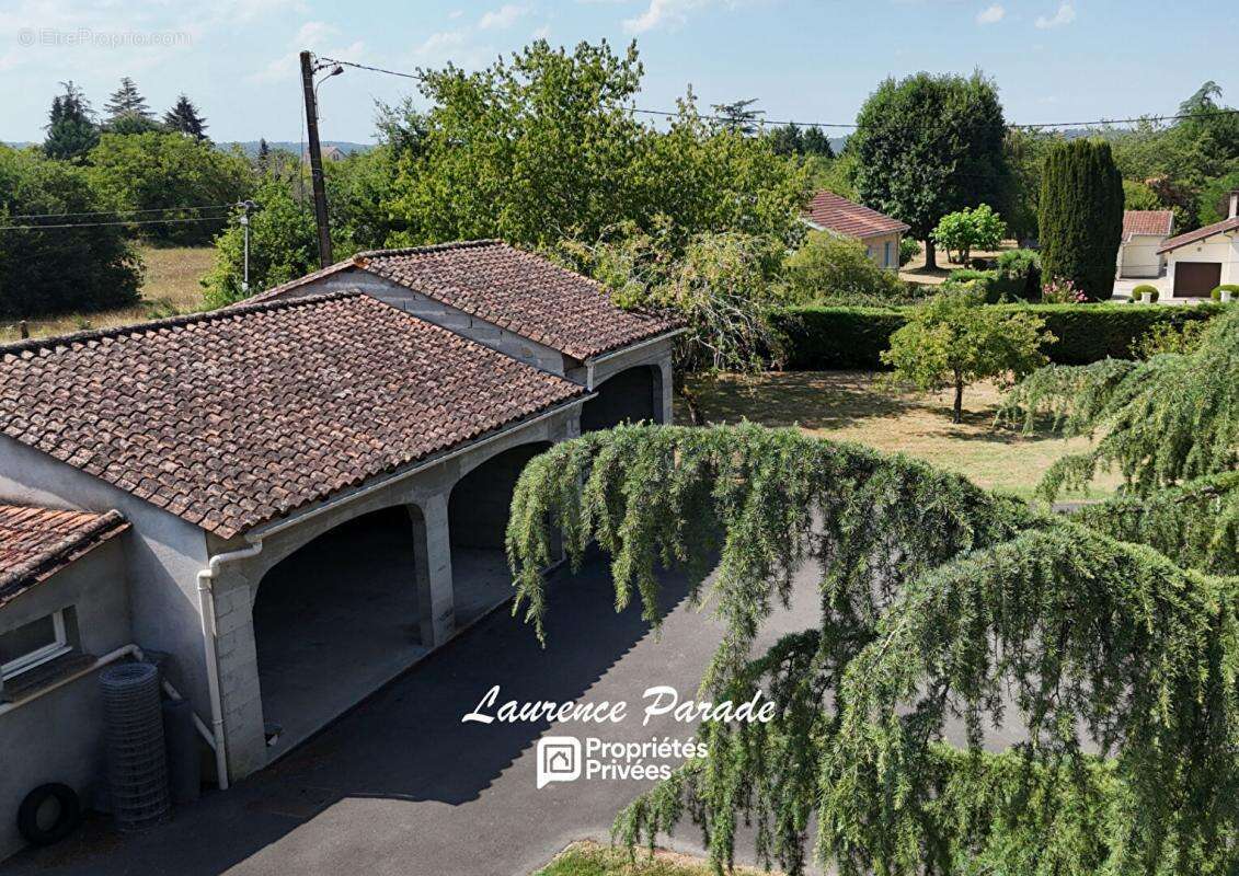 Élégante propriété de style périgourdin au coeur d'un parc arboré, triple garage puits dependance - photo 13
