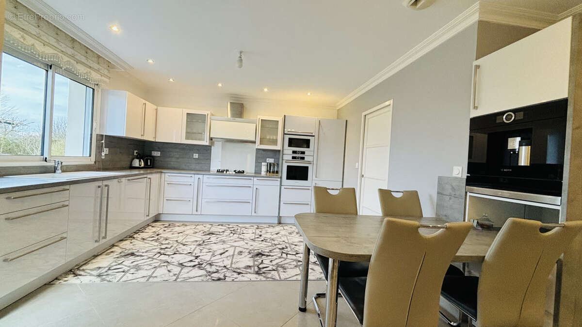 Maison à CHATEAUDUN