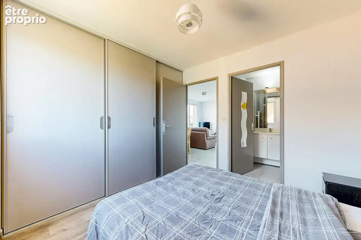 T2 avec balcon et 2 places de parking - Idéal premier achat ou investissement - Lavaur - photo 3