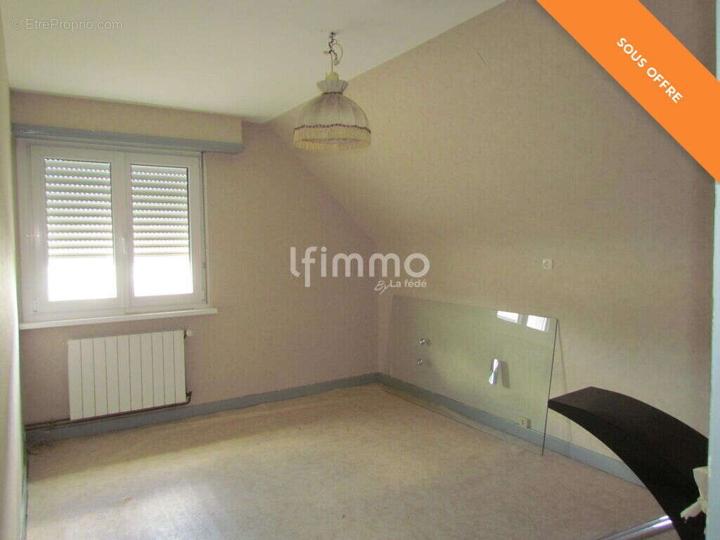 Maison avec une dépendance, sur 7 ares - photo 14