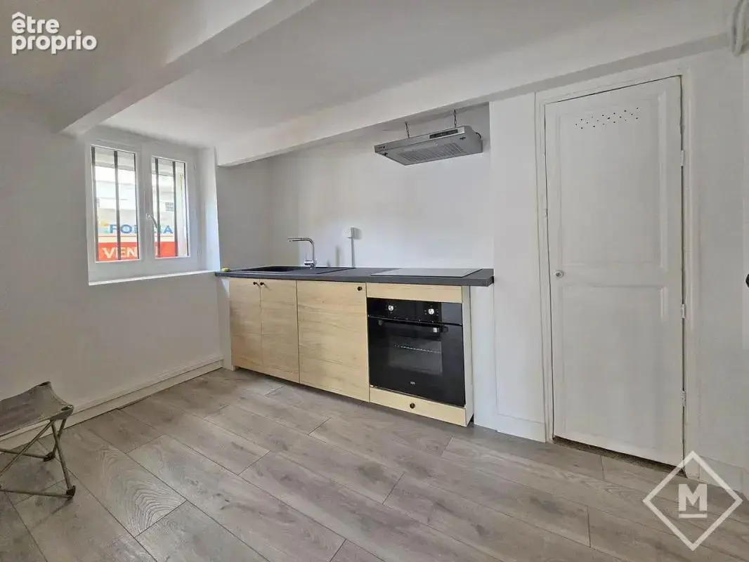 Vente type 2 double destination investissement locatif Baille/Castellane - photo 8
