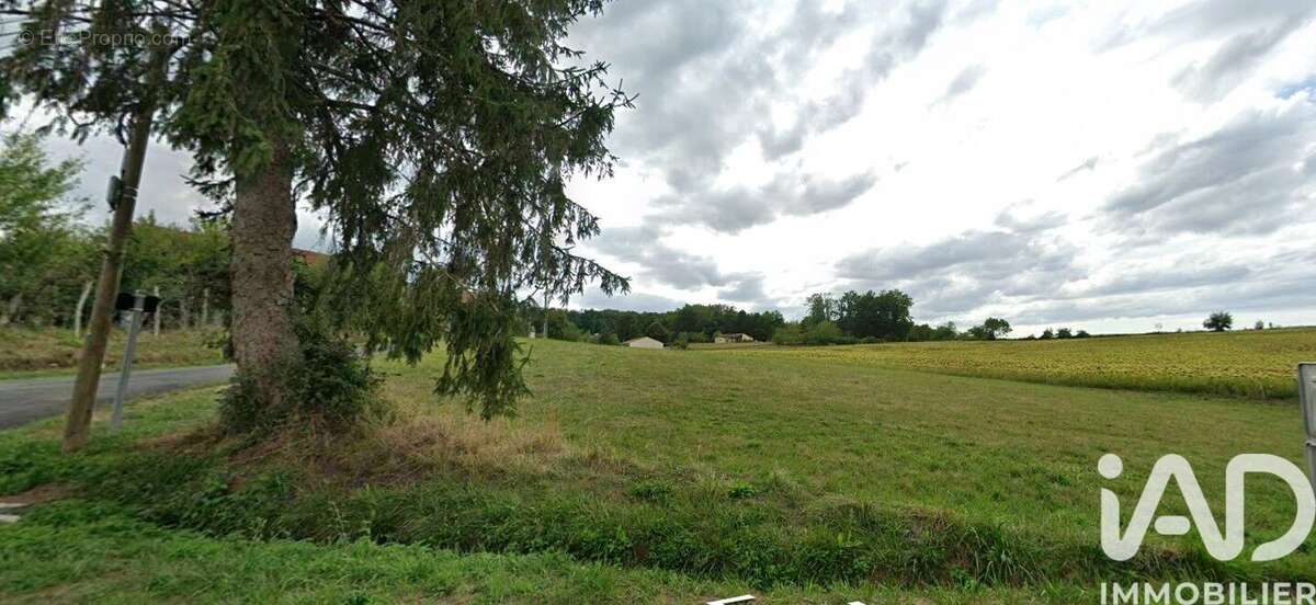 Photo 3 - Terrain à MAREUIL