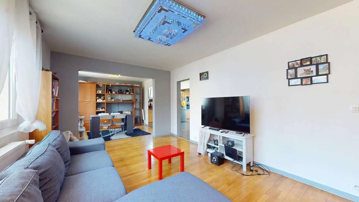 Maison à CHELLES