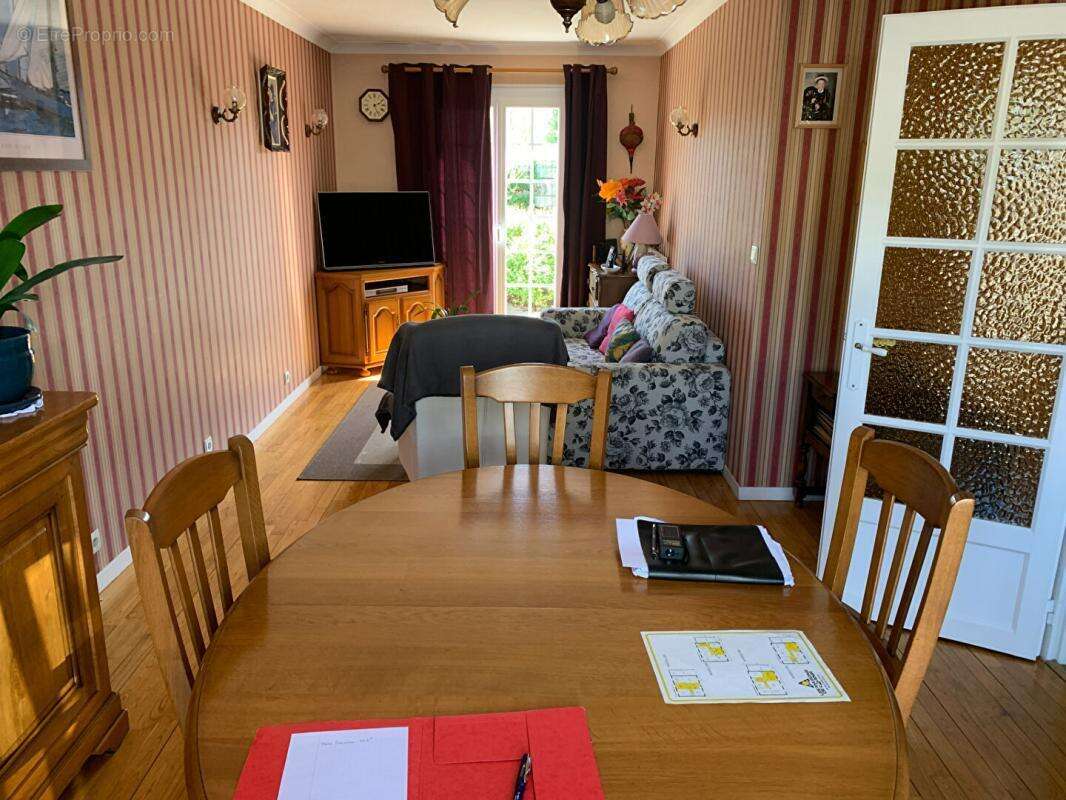 Maison à LANDEVANT
