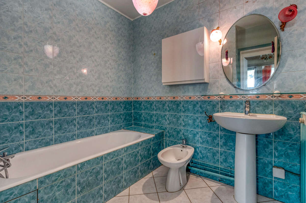 Appartement à MEYLAN