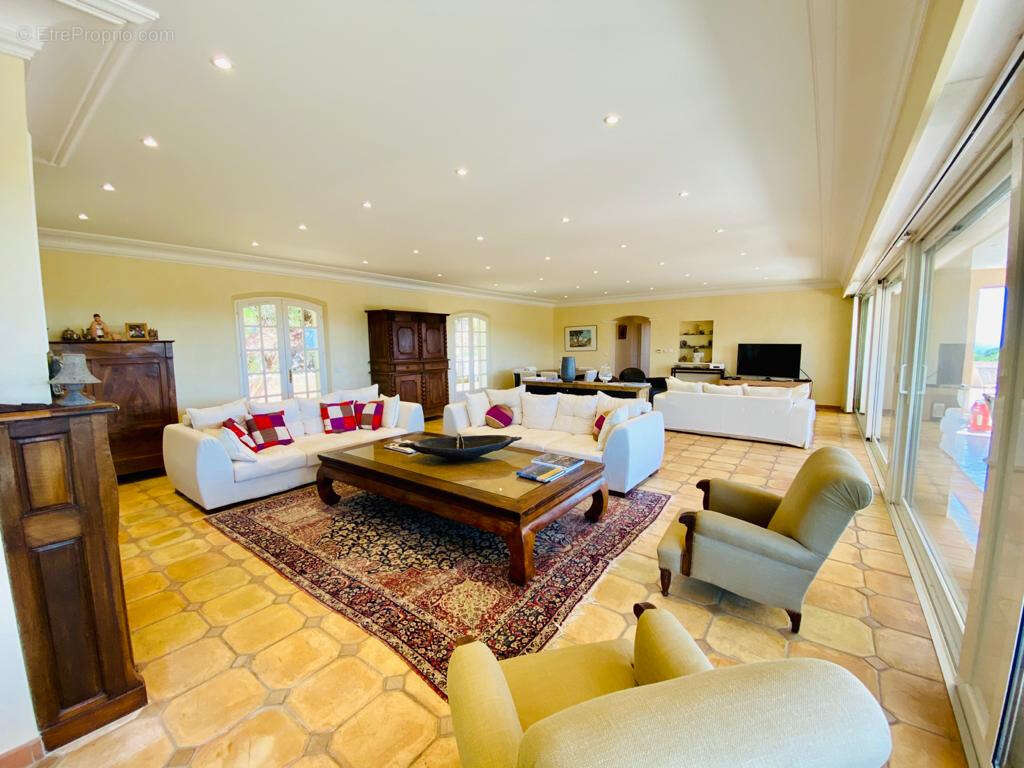 Maison à RAMATUELLE