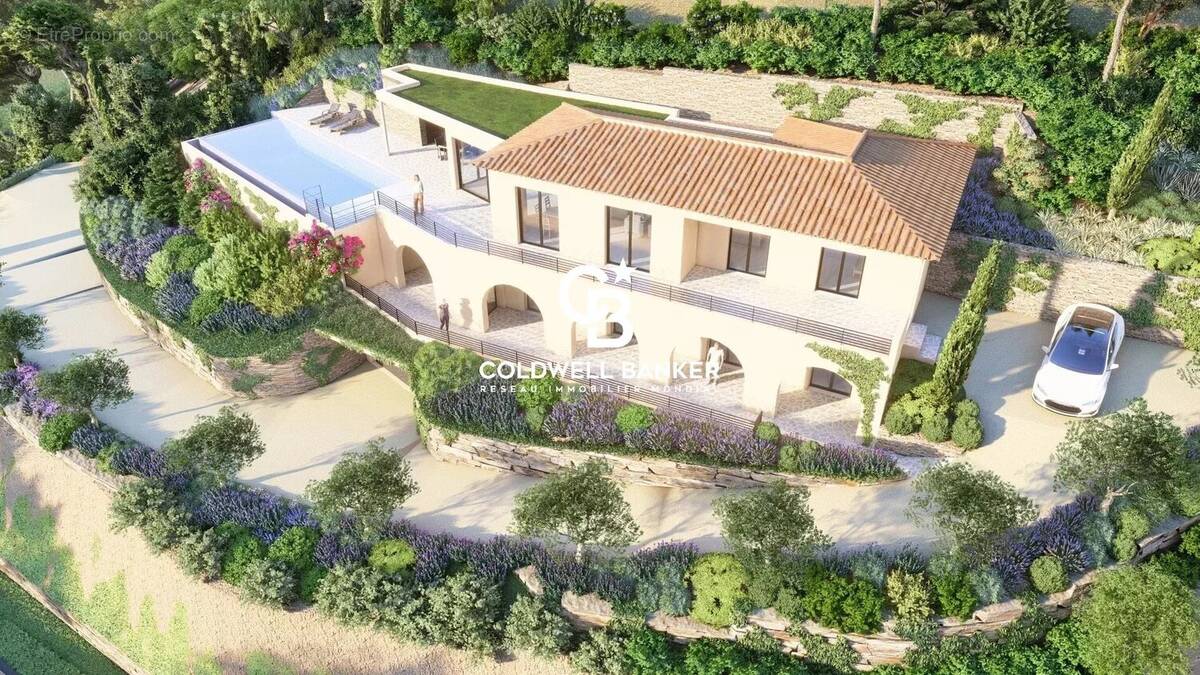 Terrain à RAYOL-CANADEL-SUR-MER