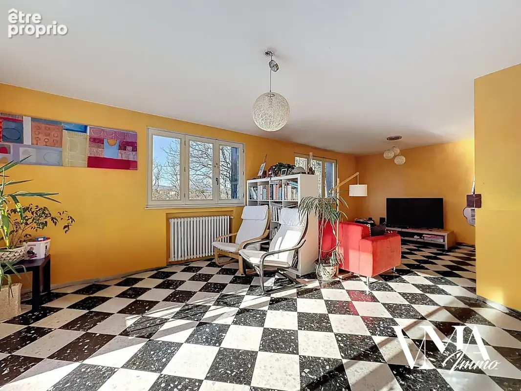 Maison individuelle 196 m2   Terrain 1200 m2   Saint-Germain-Nuelles - photo 4